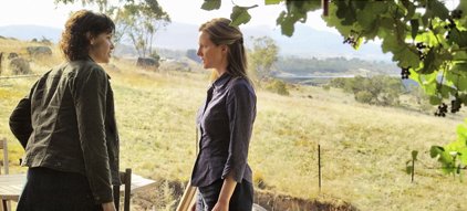 deborra-lee-furness-as-jude-and-right-laura-linney-as-claire-kane-in-jindabyne