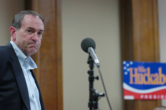 presidential-candidate-former-arkansas-govmike-huckabee-makes-a-stop-in-ames-iowa-at-the-ames-public-library-in-august-2007