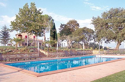 with-their-preference-for-italy-the-roitzes-would-hit-the-jackpot-if-they-could-convince-the-owners-of-this-villa-listed-through-home-exchange-in-castiglione-del-lago-italy-to-swap-homes-with-them-next-summer