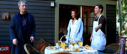 eli-michaelson-alan-rickman-and-his-wife-sarah-mary-steenburgen-have-breakfast-with-thaddeus-james-shawn-hatosy-in-nobel-son
