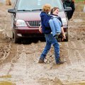 Without a little mud the War Eagle and Sharp’s Arts and Craft Shows wouldn’t be same.  Alex Hern hel...