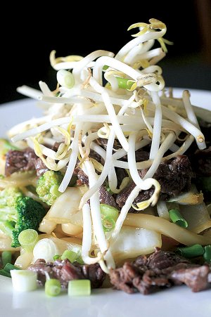 Japanese Noodles Sukiaki Style at Lilly’s Dim Sum Then Some