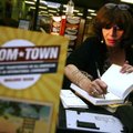 Marjorie Rosen signs copies of her book Boom Town: How Wal-Mart Transformed an All-American Town int...