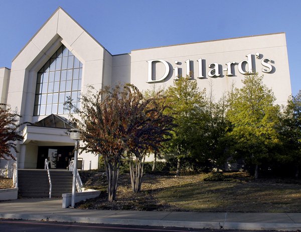 Dillard's sees 3 percent rise in same-store sales