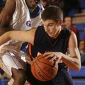 Rogers Heritage’s Austin Heard, right, tries to get around Springdale George’s Dorantez Evans during...