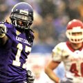East Carolina's Dwayne Harris (17) celebrates his touchdown during the second half of the Pirates' 3...