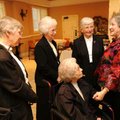 Barbara Mashburn, right, speaks Thursday to sisters from St. Scholastica Monastery, from left, Elise...