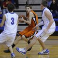 Southwest’s Austin Fox looks to pass as George’s Jordan Johnson, left, and Josiah Wymer defend in th...