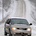Motorists negotiate the steep grade on Lancashire Boulevard near Tanyard Creek on Friday, Jan. 29 as...