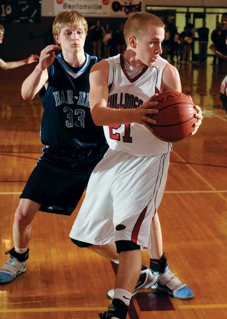 Springdale High senior forward Joseph ...