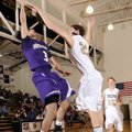 Fayetteville’s Kikko Haydar puts a shot over Bentonville’s Tyler Sanderlin during their game Friday ...