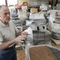  Will Hanna, Benton County fire marshal and coordinator of the Benton County Convenience Center, tal...