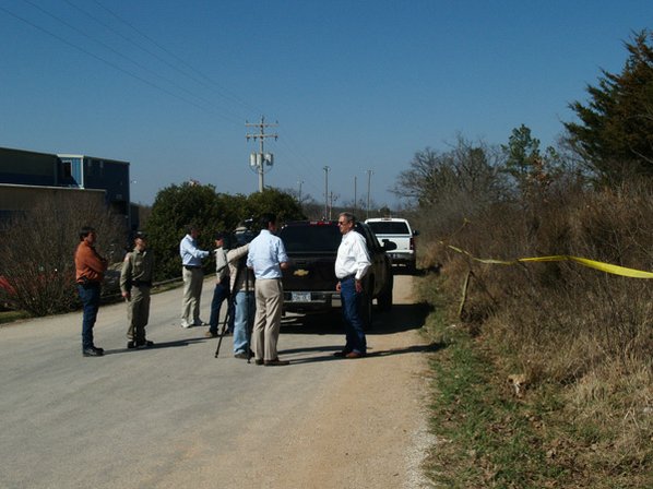An amphibian aircraft crashed near ...