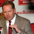 The pool of Arkansas Coach Bobby Petrino's assistant coaches received a slight bump in overall pay, ...