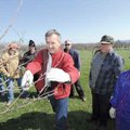  Berni Kurz, extension agent with the University of Arkansas Division of Agriculture’s Cooperative E...