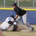 Bentonville senior Arthur Flowers tries to catch Springdale Har-Ber senior JT Bowen off first base T...