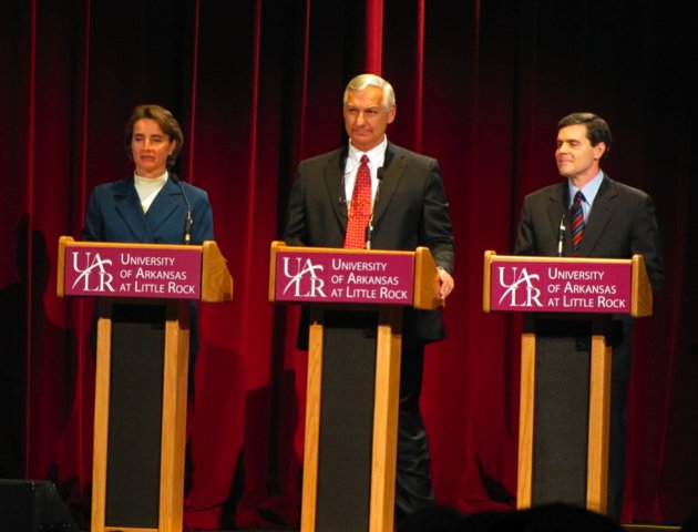 us-blanche-lincoln-and-challengers-dc-morrison-and-bill-halter-prepare-to-debate-friday-night-at-ualr