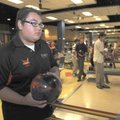 WEEKEND BOWLING = Jaylen Ramirez of Oklahoma City concentrates during warm-ups at the Teen Masters B...