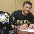 TIGER TURNS INTO LION - Bentonville’s Sheldon Vanderpool signed a letter of intent to play football ...