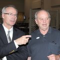 Former U.S. Congressman Asa Hutchinson watches election results with Benton County Republican Party ...