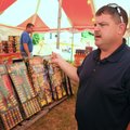 Centerton Police Chief Lance Johnson talks Wednesday about a theft at Jake’s Fireworks in Centerton....