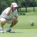 Bill Kelsay of Springdale reads the 18th green Sunday during the ASGA Paradise Valley Invitational a...