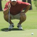 Chris Collins reads the green Sunday during the Paradise Valley Athletic Club Championship in Fayett...