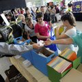 TEACHERS WELCOMED Terri Johnson, right, a third-grade teacher at Bonnie Grimes Elementary School, ha...
