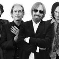 Tom Petty & The Heartbreakers — Touring in support of the June album “Mojo,” Tom Petty & The Heartbr...