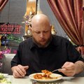 Nelson samples A Taste of Thai.