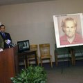 FILE — Catahoula Parish Sheriff James Kelly, left, and members of the Federal Bureau of Investigatio...
