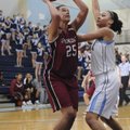 Springdale High’s Jasmine Gilyard shoots over Springdale Har-Ber’s Summer Morgan in the second half ...