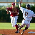Special to the Arkansas Democrat-Gazette/DAVE CRUZ - 6/5/2011 - Arkansas second baseman Bo Bigham tu...