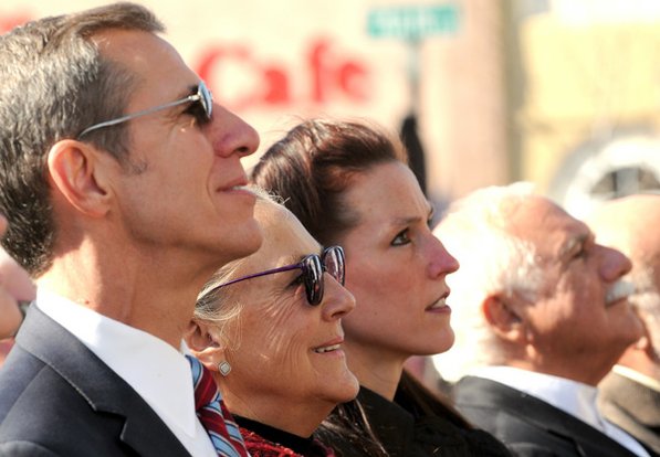 
                               
                                  Photo by David Frank Dempsey&mdash;
                               
                           
                           Museum executive director Don Bacigalupi, from left, founder Alice Walton, executive assistant Amy Jones and architect Moshe Safdie attend a combination Veterans Day celebration and opening ceremony for Crystal Bridges on Friday.
