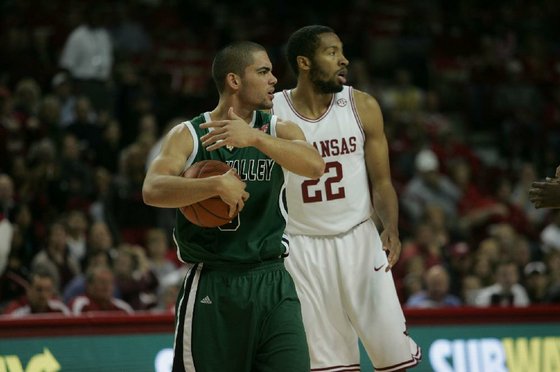 Razorbacks_wolverines_FOCUS_049