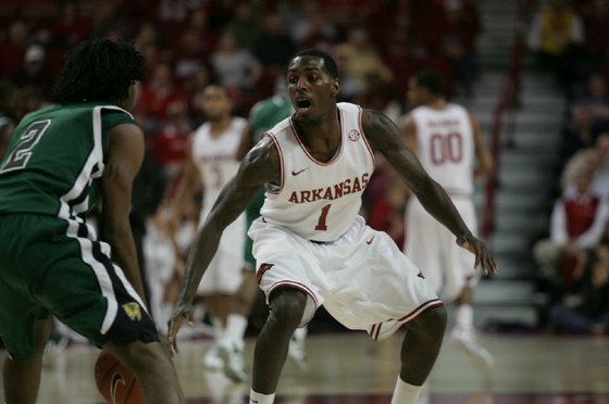Razorbacks_wolverines_FOCUS_063