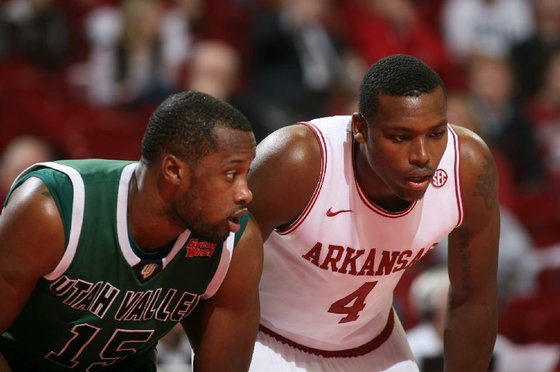 Razorbacks_wolverines_FOCUS_092