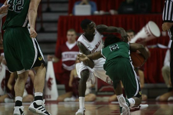 Razorbacks_wolverines_FOCUS_122