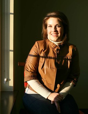  Arkansas Democrat-Gazette/RYAN MCGEENEY --11-11-11--
Erin Thompson, head of the volunteer planning committee for the Peace at Home family shelter. 