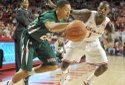 Hogs hoops sports_06