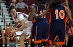 Sarah Watkins (left) scored 11 points, had 7 rebounds and hit 9 of 12 free throws Monday during Arkansas’ 81-50 victory over Morgan State at Walton Arena in Fayetteville. 