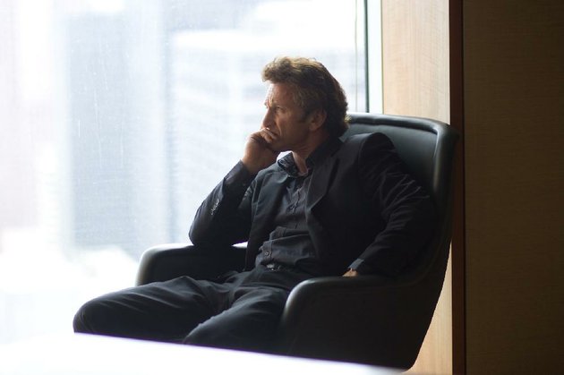 sean-penn-in-the-tree-of-life