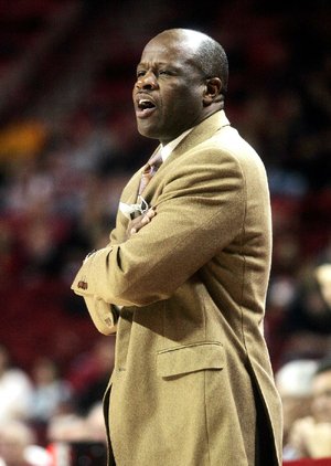 Arkansas Coach Mike Anderson said his team likes the idea of playing consecutive games against ranked teams, even after the loss to Kentucky on Tuesday. “Michigan has an outstanding tradition and history,” Anderson said. “We get a chance to play against an outstanding program.” 