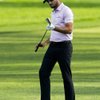 Snedeker wins as Stanley stumbles