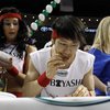 Kobayashi downs record 337 wings at Pa. Wing Bowl