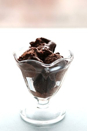 Nutella Ice Cream gets its rich, nutty-chocolaty flavor from the smooth Italian spread made of skim milk, hazelnuts and cocoa. 