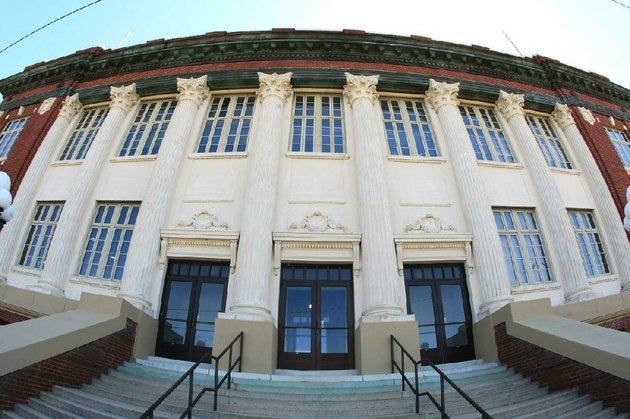 an-arkansas-democrat-gazette-investigation-found-that-numerous-state-criminal-cases-in-the-phillips-county-courthouse-went-unprosecuted-because-charges-werent-timely-filed-or-were-delayed-for-so-long-that-the-time-limit-for-trying-the-cases-lapsed