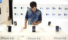 Latest buzz on new iPhone: Larger screen