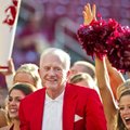 Former Arkansas athletic director Frank Broyles is shown here calling the hogs with the Arkansas spi...
