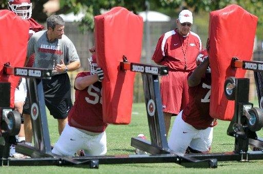 hogs football sports_007